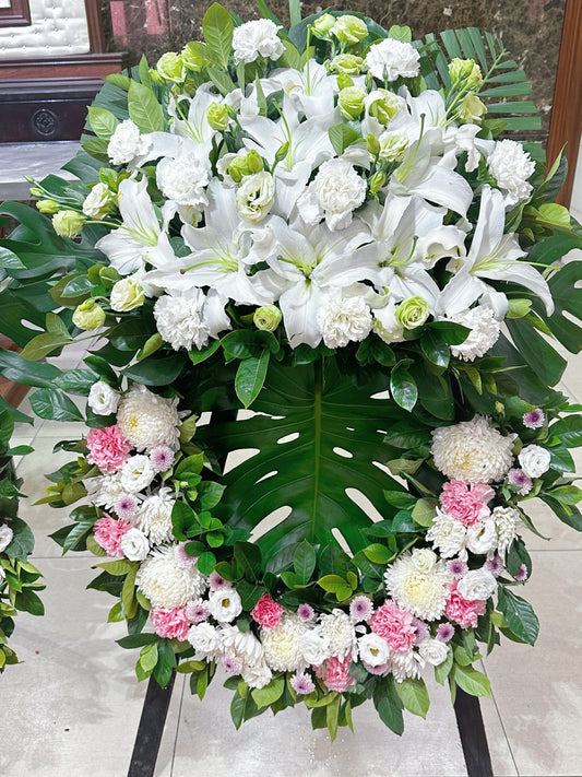 西式花圈-f06|白事花牌|帛事花籃・帛事花牌 即日送達|九龍帛事花店