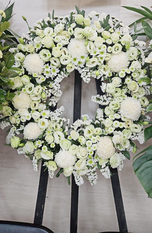 西式花圈-f09|白事花牌|帛事花籃・帛事花牌 即日送達|九龍帛事花店