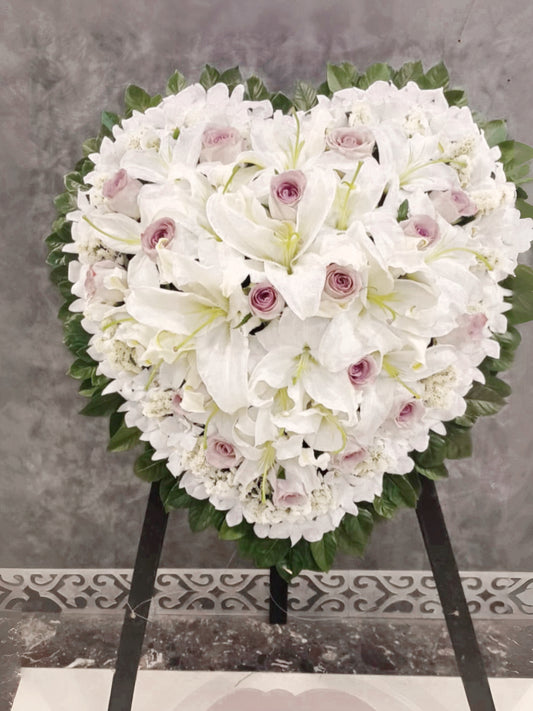 心形花牌-h07|白事花牌|帛事花籃・帛事花牌 即日送達|九龍帛事花店