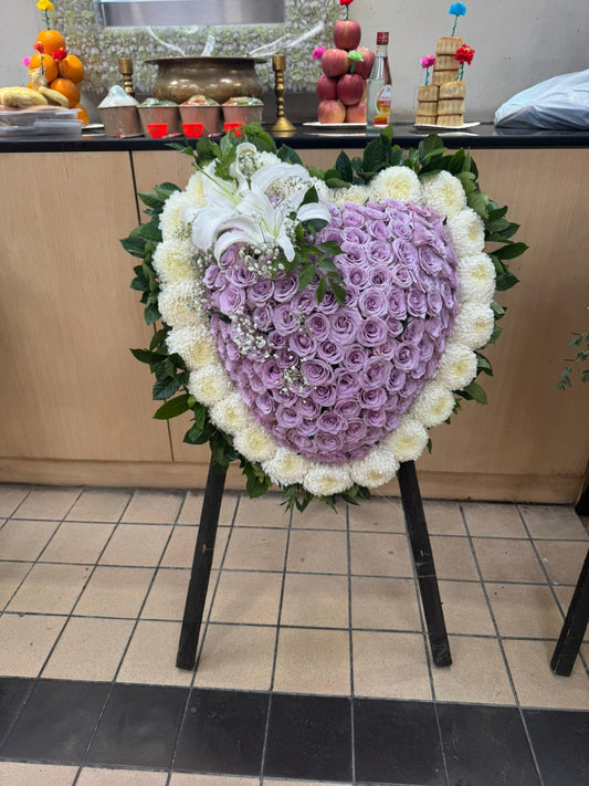 心形花牌-h14｜帛事花牌｜帛事花籃・帛事花牌 即日送達｜九龍帛事花店