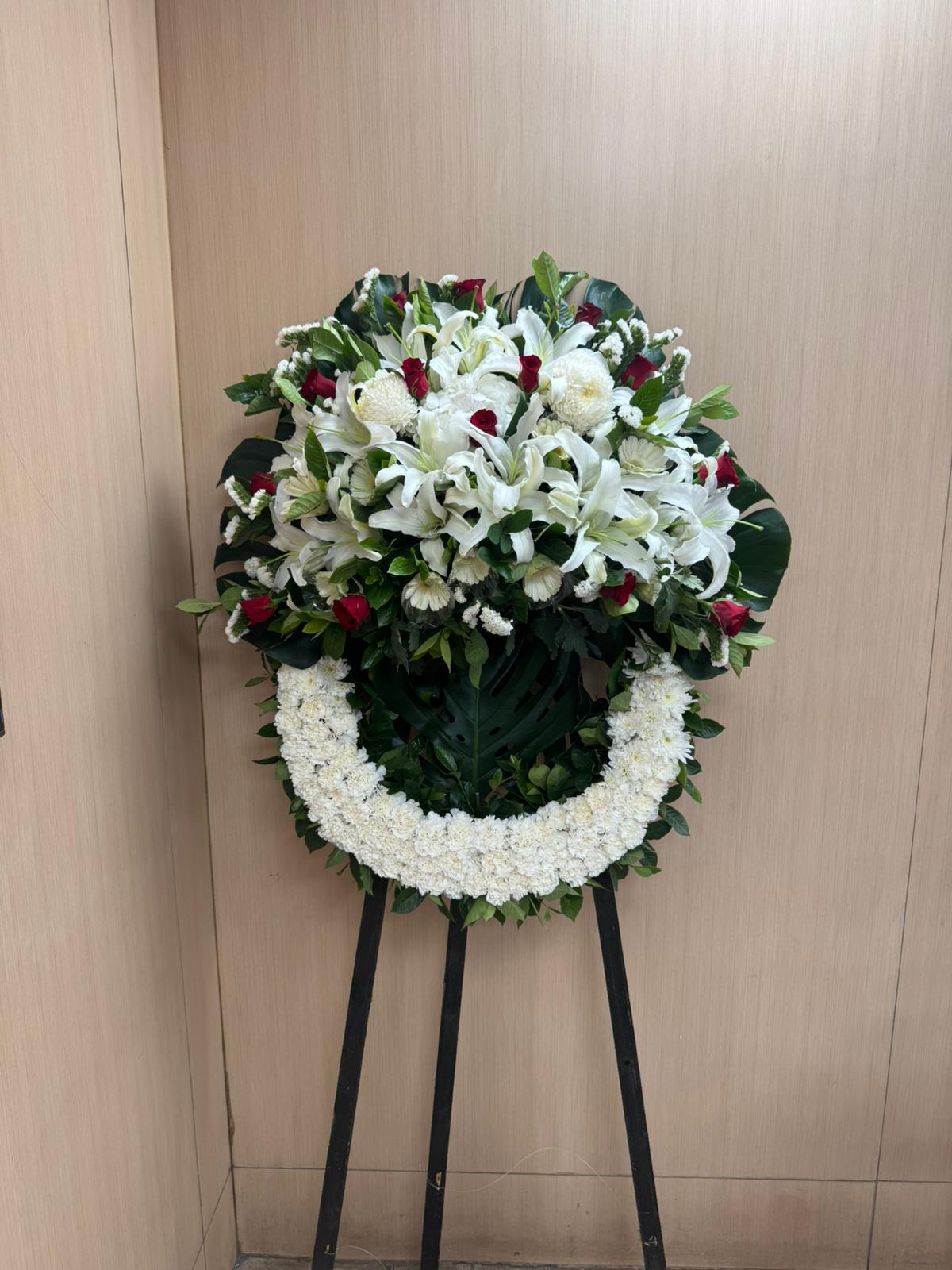 西式花圈-f17｜白事花牌｜帛事花籃・帛事花牌 即日送達｜九龍帛事花店