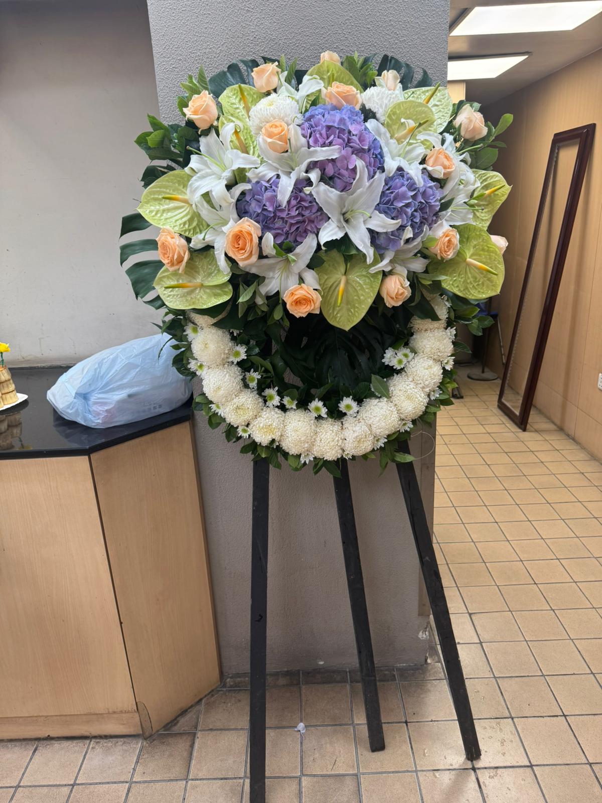 西式花圈-f19｜白事花牌｜帛事花籃・帛事花牌 即日送達｜九龍帛事花店